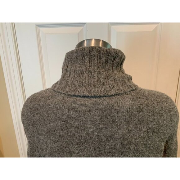 Moth Anthropologie Gray Wool Turtleneck Sweater, Size XXS - Picture 7 of 9